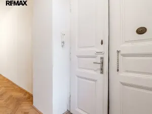Prodej bytu 2+kk, Praha - Smíchov, Kováků, 37 m2