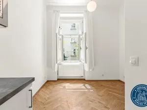 Pronájem bytu 2+kk, Praha - Vinohrady, Máchova, 32 m2