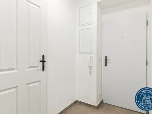 Pronájem bytu 2+kk, Praha - Vinohrady, Máchova, 32 m2