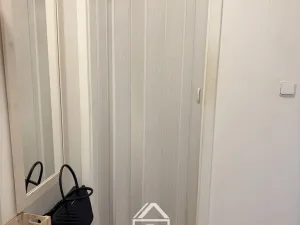 Pronájem bytu 2+kk, Praha - Libeň, V mezihoří, 50 m2