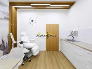 Pronájem ordinace, Praha - Holešovice, Jankovcova, 99 m2