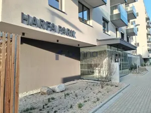 Pronájem bytu 2+kk, Praha, Pod Harfou, 58 m2