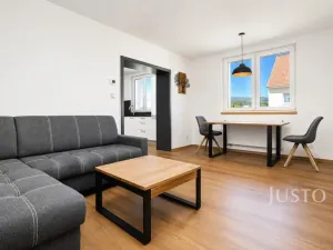 Prodej bytu 2+1, Záblatí, 52 m2