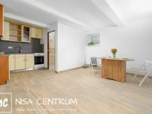 Pronájem bytu 2+kk, Hořice, Jablonského, 35 m2