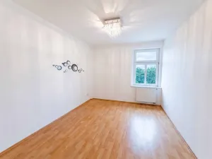 Pronájem kanceláře, Praha - Vysočany, Jandova, 69 m2