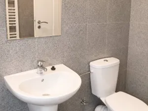 Pronájem bytu 2+kk, Praha - Vysočany, Freyova, 55 m2