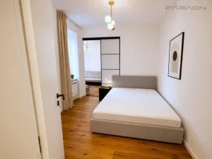 Pronájem bytu 2+kk, Praha - Vršovice, Petrohradská, 40 m2