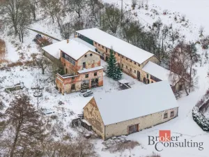 Prodej zemědělské usedlosti, Ročov, 1500 m2