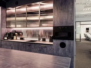 Pronájem kanceláře, Praha - Karlín, Rohanské nábřeží, 342 m2