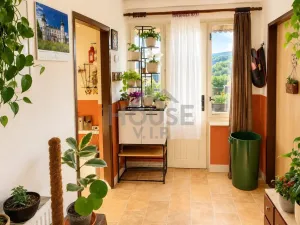 Prodej podílu 2/3 rodinného domu, Obecnice, 154 m2