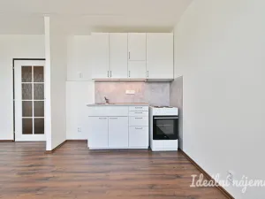 Pronájem bytu 1+kk, Brno, Oblá, 31 m2