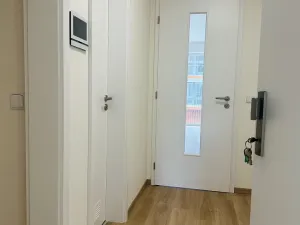Pronájem bytu 1+kk, Jablonec nad Nisou, Za Jízdárnou, 42 m2