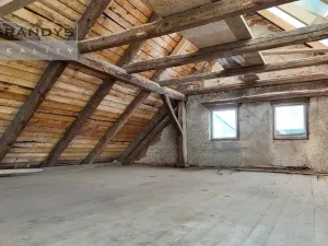 Prodej rodinného domu, Okna, 630 m2
