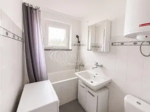 Pronájem bytu 2+1, Praha - Žižkov, Na vápence, 48 m2
