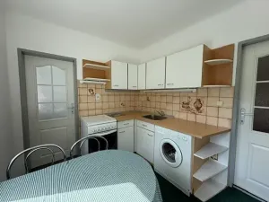Prodej bytu 2+1, Stochov, J. A. Komenského, 43 m2