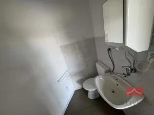 Pronájem komerční nemovitosti, Humpolec, Svatopluka Čecha, 27 m2