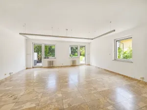 Pronájem vily, Praha - Braník, U háje, 380 m2