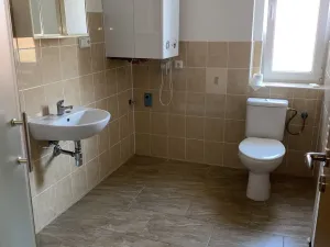 Pronájem bytu 1+1, Kladno, Školská, 35 m2