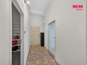 Prodej bytu 1+1, Praha, Bělohorská, 43 m2