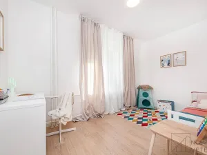 Prodej bytu 4+kk, Praha - Hloubětín, Poděbradská, 73 m2