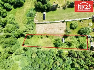 Prodej zahrady, Valy, 1072 m2