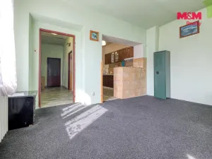 Prodej výrobních prostor, Černošín, 1100 m2