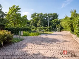 Prodej bytu 2+kk, Praha - Libeň, Nad Okrouhlíkem, 58 m2