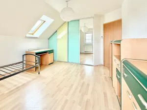 Pronájem rodinného domu, Moravany, 188 m2
