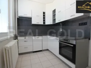 Pronájem bytu 3+1, Třebíč, Modřínová, 71 m2
