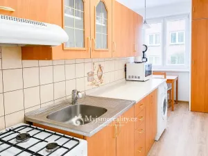 Pronájem bytu 2+1, Znojmo, Hálkova, 57 m2