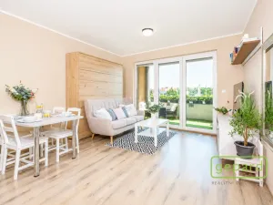 Prodej bytu 2+kk, Praha, Zimova, 63 m2
