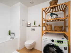 Prodej bytu 2+kk, Praha, Zimova, 63 m2