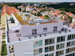 Prodej atypického bytu, Znojmo, Jarošova, 235 m2