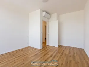 Prodej atypického bytu, Znojmo, Jarošova, 235 m2