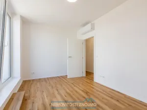Prodej atypického bytu, Znojmo, Jarošova, 235 m2