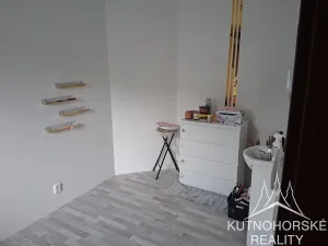 Pronájem obchodního prostoru, Čáslav, Formíkova, 20 m2