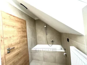 Pronájem bytu 2+kk, Kamenný Újezd, Budějovická, 42 m2