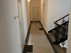 Pronájem bytu 1+kk, Praha - Vinohrady, Budečská, 22 m2