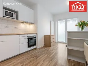 Pronájem bytu 1+kk, Praha - Libeň, Novovysočanská, 24 m2