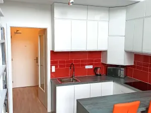 Pronájem bytu 2+kk, Praha - Libeň, Novovysočanská, 37 m2