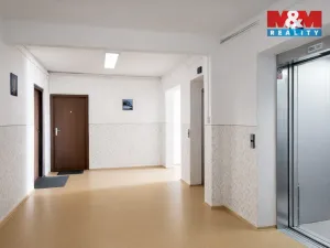 Pronájem bytu 1+kk, Karviná - Hranice, Čsl. armády, 32 m2