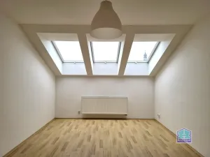 Pronájem bytu 3+kk, Kladruby, Stříbrská, 61 m2