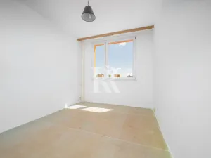 Prodej bytu 2+kk, Praha, Zelenohorská, 43 m2
