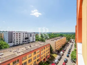Prodej bytu 2+kk, Praha, Zelenohorská, 43 m2