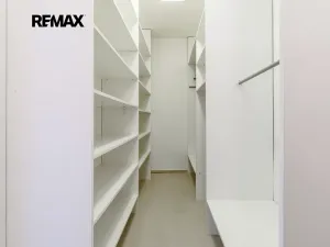 Pronájem bytu 3+kk, Praha - Dejvice, Šárecká, 76 m2