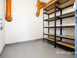 Pronájem bytu 2+kk, Praha - Hloubětín, Poděbradská, 64 m2