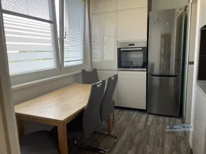 Pronájem bytu 3+1, Hodonín, Lesní, 74 m2