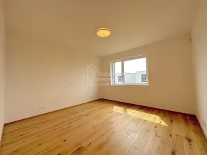 Pronájem rodinného domu, Praha - Čakovice, Kurta Hubera, 131 m2