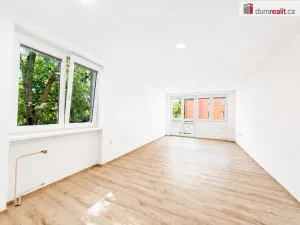 Pronájem bytu 2+1, Teplice, Třebízského, 75 m2