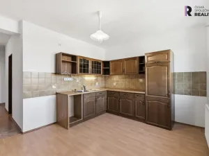 Prodej bytu 3+1, Železná, 75 m2